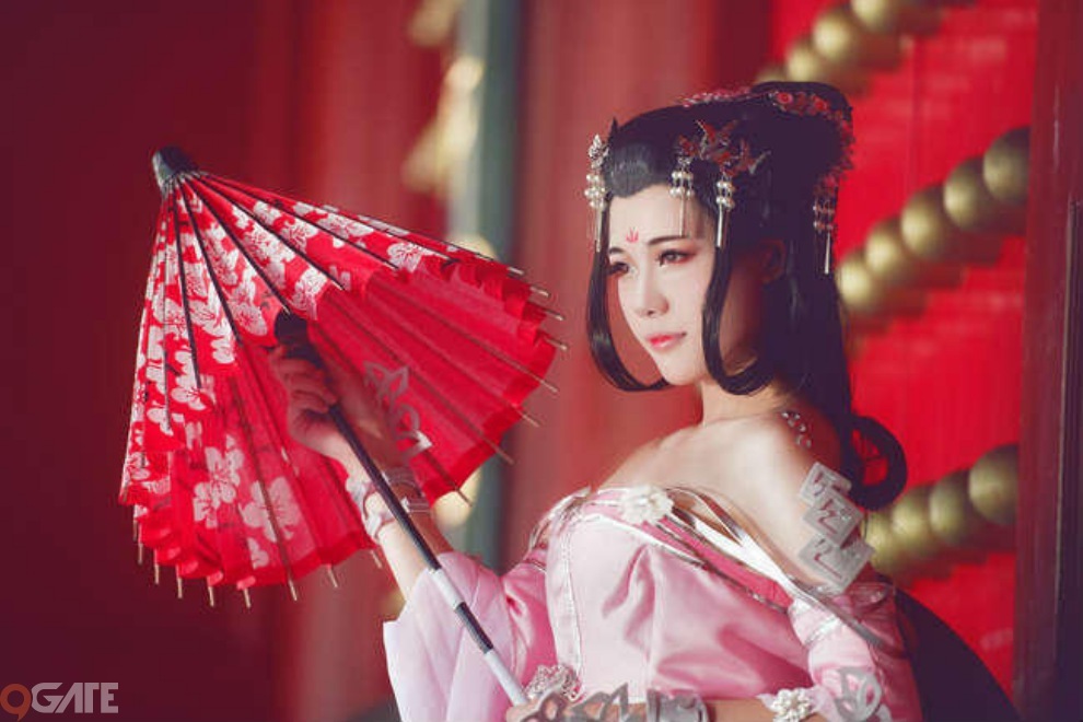 Vũ điệu đầy mê hoặc của cosplay Kiếm Võng 3