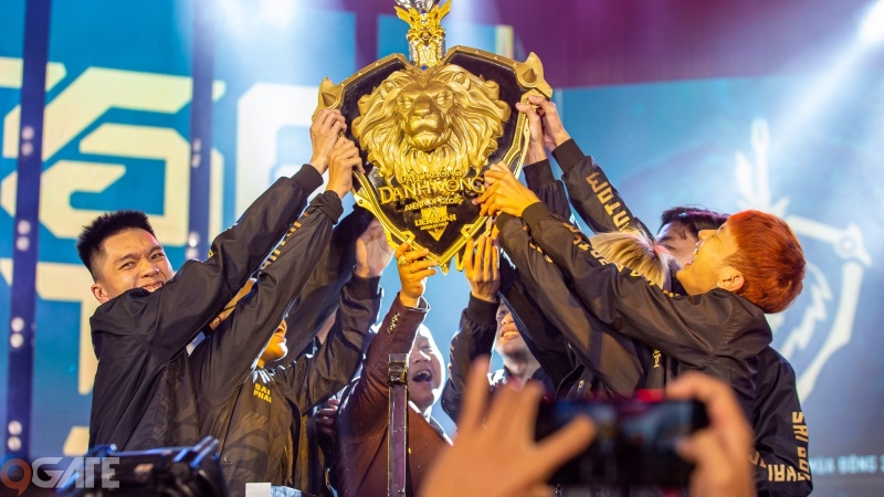 Đánh bại BOX Gaming, Saigon Phantom đăng quang ĐTDV mùa đông 2020 đầy thuyết phục