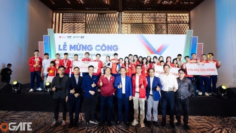 Garena Việt Nam trao tặng hơn 1 tỷ đồng mừng công các đội tuyển thể thao điện tử Việt Nam đoạt huy chương tại SEA Games 33