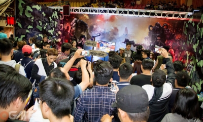 VTC Mobile Festival: Hơn 10.000 game thủ 'phá đảo' nhà thi đấu Quân khu 7