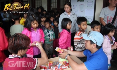 Bá Thiên Hạ chia sẻ yêu thương cùng trẻ em khó khăn tại Đà Lạt